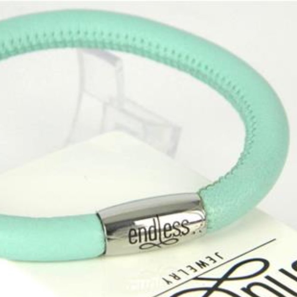 ENDLESS Mint Leather Single Wrap Charm Bracelet